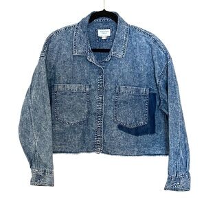 American Eagle Outfitters cropped denim top, raw edge hem, pocket detail,L/XL